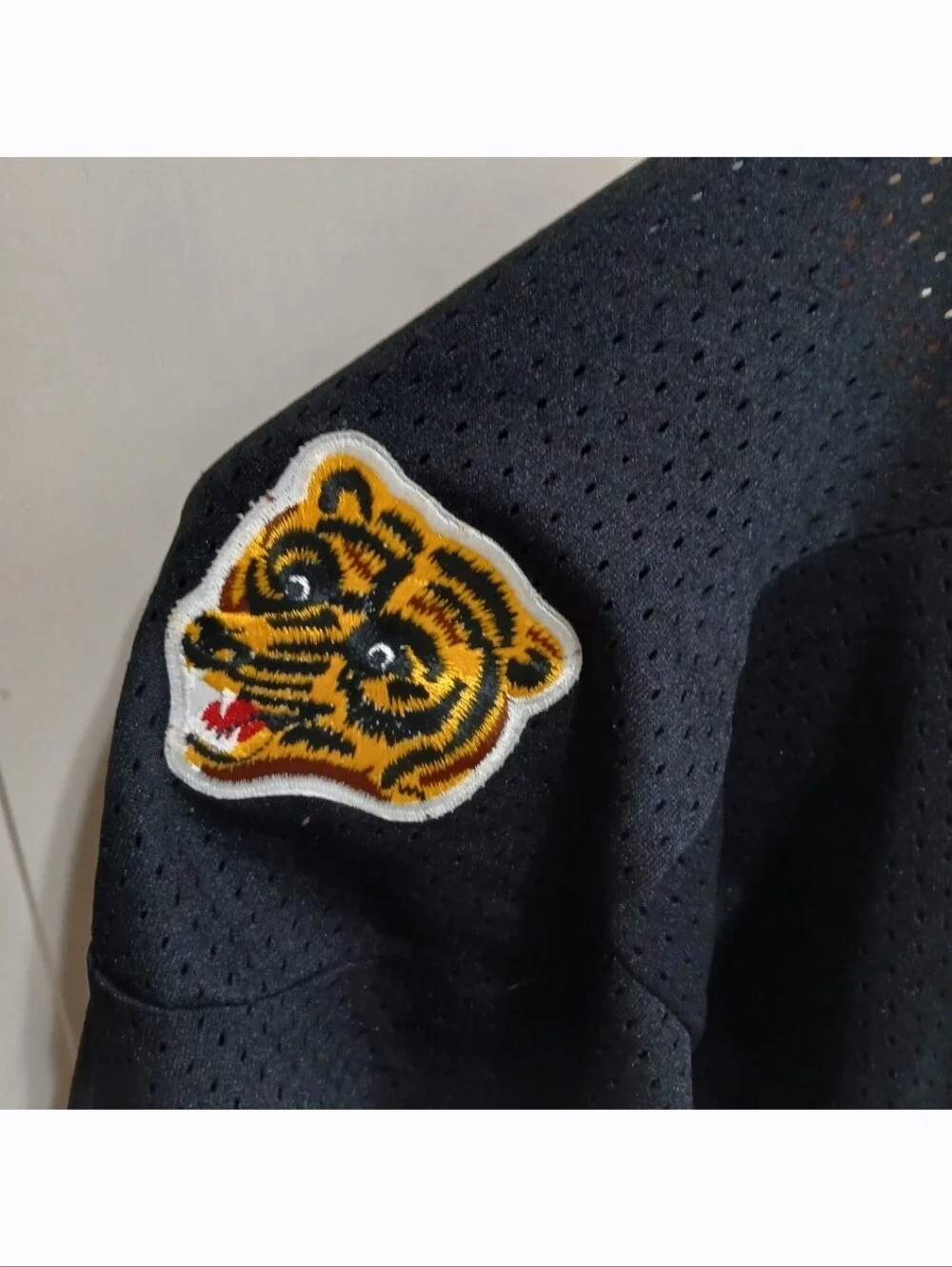 Vintage Boston Bruins Hockey CCM Air-Knit Size S Jersey Embroidered US Made